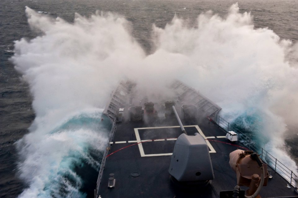 Flickr - Official U.S. Navy Imagery - USS Cape St. George travels through rough seas en route to the Mediterranean Sea.