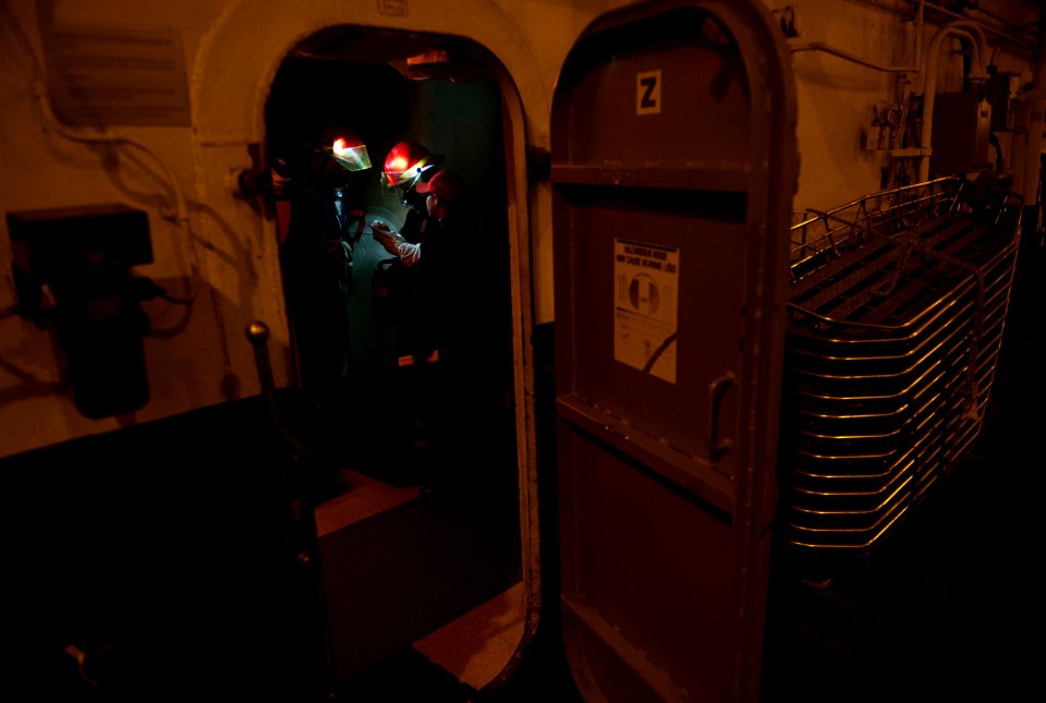 Flickr - Official U.S. Navy Imagery - USS Carl Vinson conducts a general quarters drill. (3)