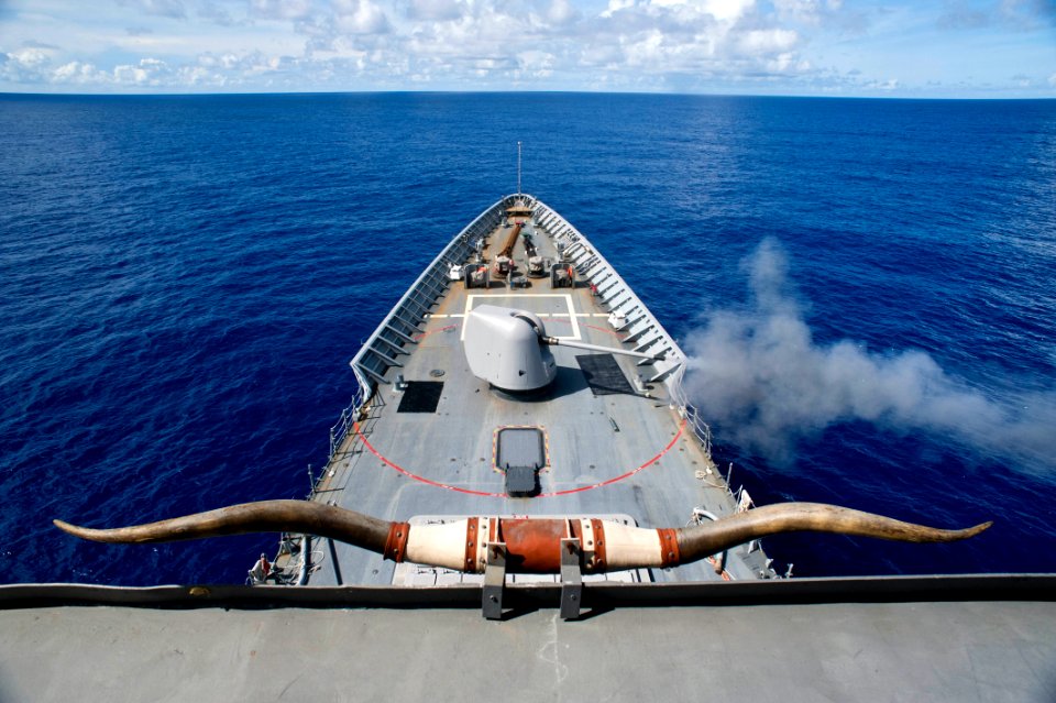 Flickr - Official U.S. Navy Imagery - USS Cowpens fires its 5-inch gun. (1)