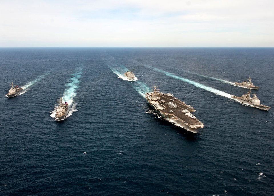 Flickr - Official U.S. Navy Imagery - U.S. Navy ships maneuver into position while transiting the Atlantic Ocean. (1)