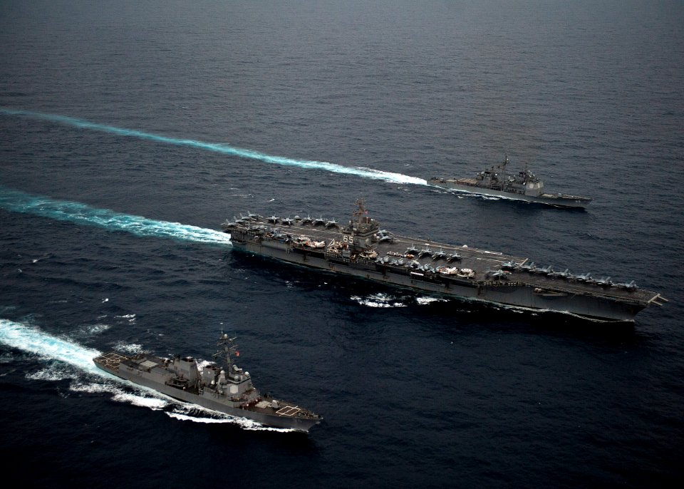 Flickr - Official U.S. Navy Imagery - U.S. Navy ships maneuver into formation while transiting the Atlantic Ocean. (2)