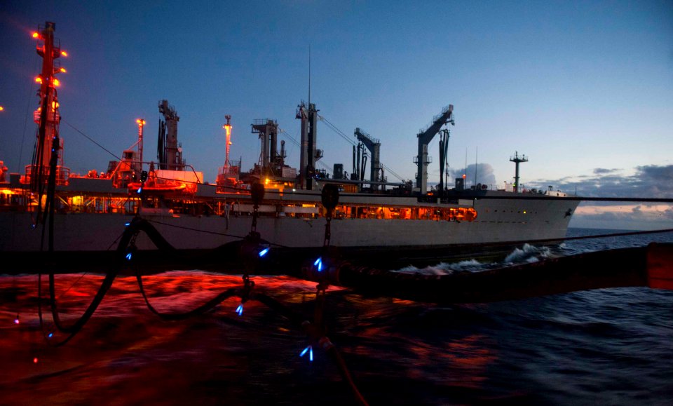 Flickr - Official U.S. Navy Imagery - USNS Guadaloupe sends fuel.