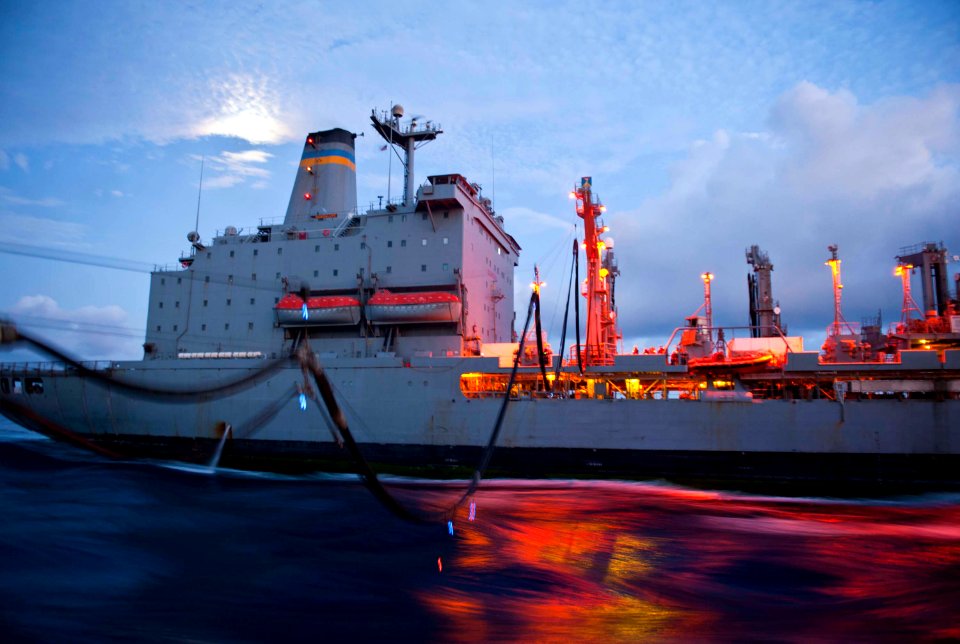 Flickr - Official U.S. Navy Imagery - USNS Guadalupe sends fuel.