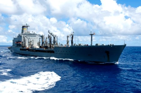 Flickr - Official U.S. Navy Imagery - USNS Tippecanoe operates alongside USS McCampbell.