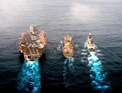 Flickr - Official U.S. Navy Imagery - USS Abraham Lincoln, USNS Guadalupe and HMS Daring conduct a replenishment-at-sea.