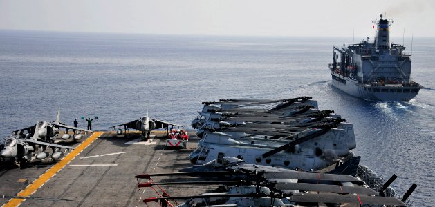 Flickr - Official U.S. Navy Imagery - USS Boxer pulls along USNS Tippecanoe.