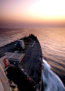 Flickr - Official U.S. Navy Imagery - USS James E. Williams transits the Strait of Hormuz.