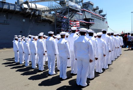 Flickr - Official U.S. Navy Imagery - USS Dubuque Sailors stand at attention during the ship’s decommissioning ceremony
