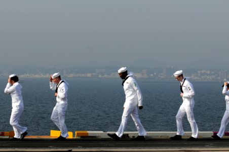 Flickr - Official U.S. Navy Imagery - USS George Washington departs Yokosuka, Japan