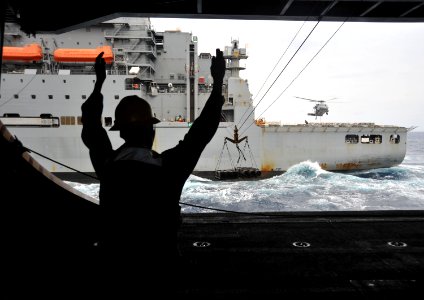 Flickr - Official U.S. Navy Imagery - USS George Washington takes on ammunition