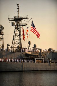 Flickr - Official U.S. Navy Imagery - USS Halyburton approaches the pier at Naval Station (NS) Mayport during the ship's homecoming celebration