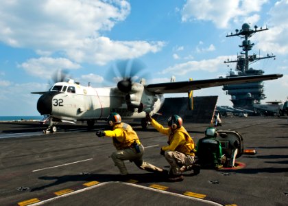 Flickr - Official U.S. Navy Imagery - USS John C. Stennis (CVN 74) launches a bird.