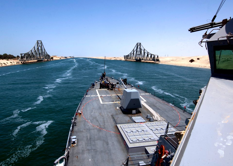 Flickr - Official U.S. Navy Imagery - USS James E. Williams transits the Suez Canal. (2)