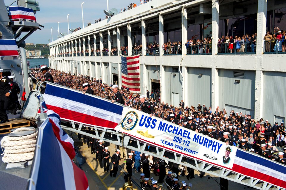 Flickr - Official U.S. Navy Imagery - USS Michael Murphy (DDG 112) is commissioned in New York. (10)