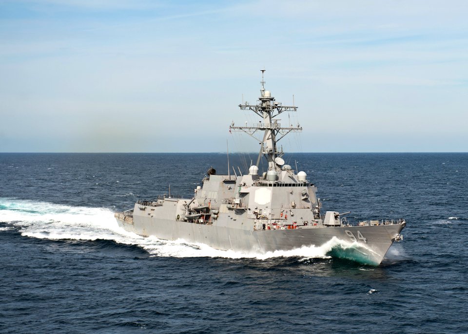 Flickr - Official U.S. Navy Imagery - USS Nitze transits the Atlantic Ocean.