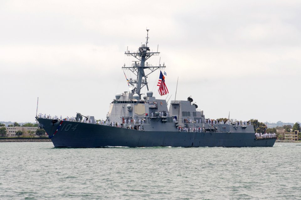 Flickr - Official U.S. Navy Imagery - USS Sterett returns to Naval Base San Diego after completing an eight-month deployment. (1)