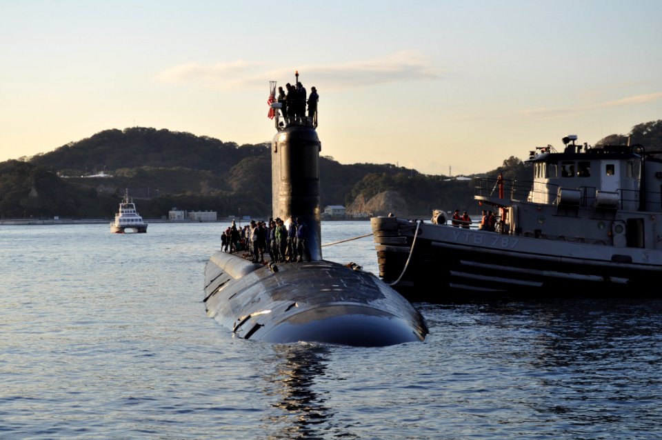 Flickr - Official U.S. Navy Imagery - USS Texas (SSN 775) moors in Yokosuka, Japan.