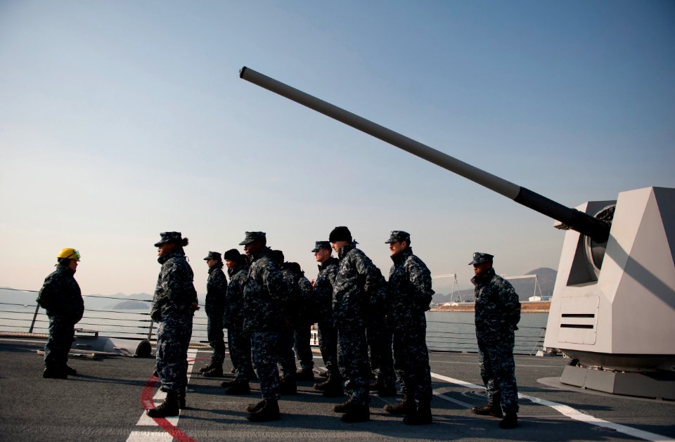 Flickr - Official U.S. Navy Imagery - USS Stockdale Sailors gather as ship gets underway.