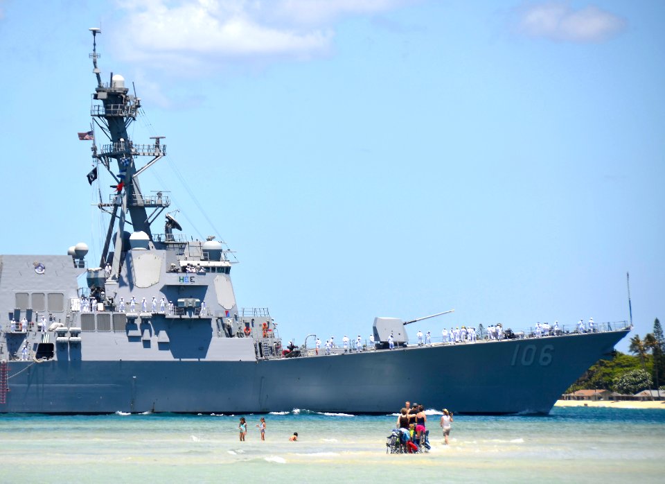 Flickr - Official U.S. Navy Imagery - USS Stockdale transits the waters of Joint Base Pearl Harbor-Hickam during the biennial Rim of the Pacific exercise.