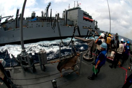Flickr - Official U.S. Navy Imagery - USS Underwood receives a refueling hose.