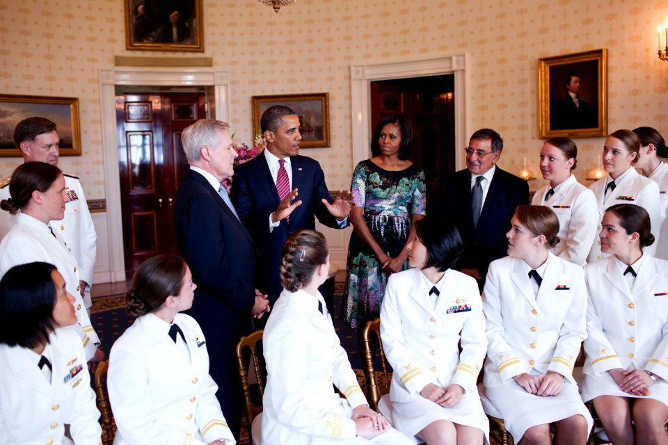 Flickr - Official U.S. Navy Imagery - Women submariners meet President Obama.