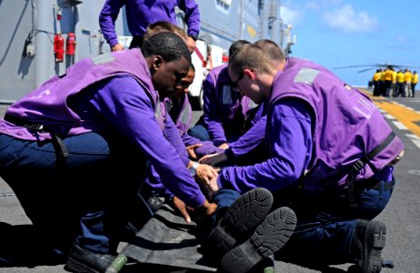 Flight deck firefighting training 120926-N-AQ172-015