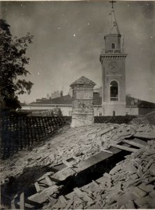 Fliegerangriff auf Triest. Volltreffer im Bischofspalais, Via Cavana 31. VIII. 1917. (BildID 15599891)