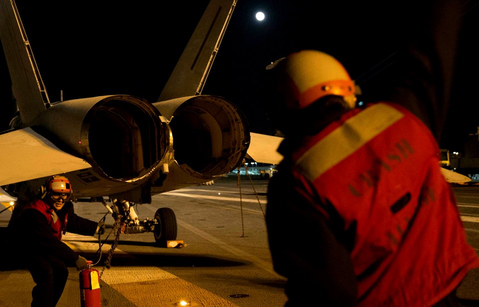 Flight Deck Drills (Night OPs) 161115-N-ZE240-0095