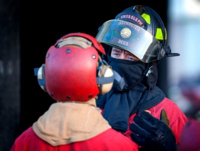 Flight deck firefighting certification evolution at Joint Base Pearl Harbor-Hickam 150320-N-WF272-006