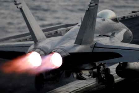 Flight deck operations aboard USS Ronald Reagan DVIDS120963