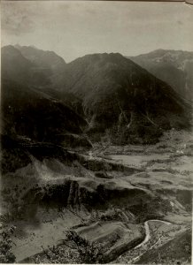 Flitscherbecken vom Kote 1313 aus (ROMBON.) Aufgenommen am 22. Juli 1916. (BildID 15478262)