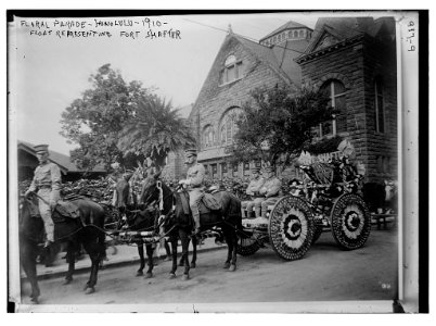 Float representing Fort Shafter, Floral Parade, Honolulu LCCN2014684571 photo