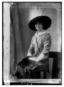 Florence Rawley LCCN2014693454