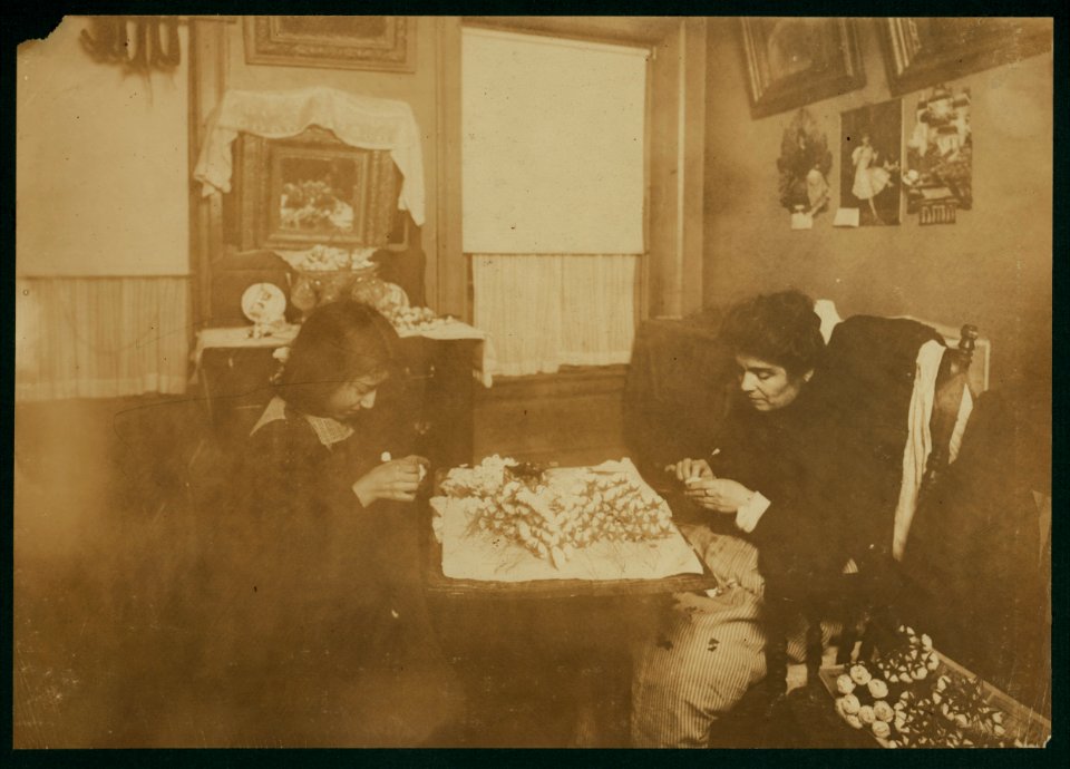 Flower making. A night scene (Photo at 10-30 P.M. and not finished, Jan 29, 1912). Carrie Brindisi,12 years old, 134 1-2 Thompson Street, 2(nd) fl(oor) front. Carries (sic) goes to school. LOC nclc.04139