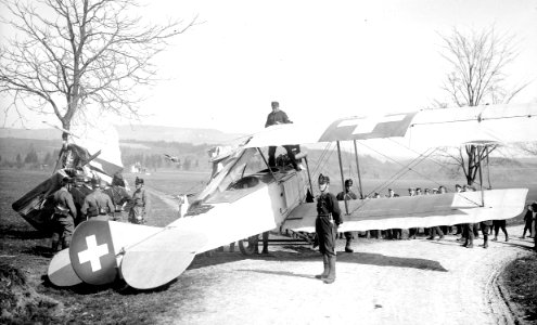 Flugzeug nach Bruchlandung - CH-BAR - 3237202