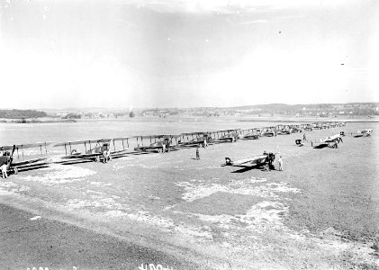 Flugzeuggeschwader - CH-BAR - 3240071
