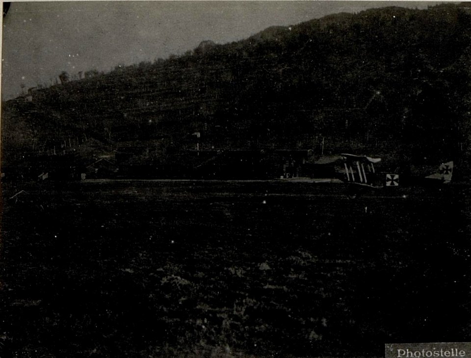 Flugplatz Pergine.Start eines Kampffliegers. (BildID 15635283)