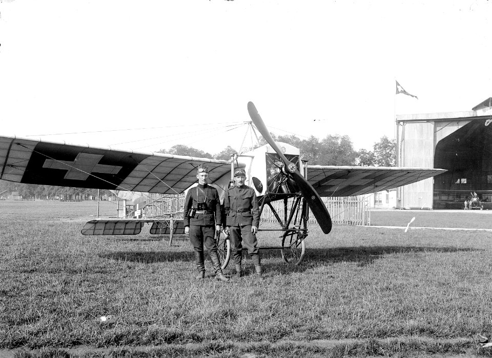 Flugplatz Beundenfeld - CH-BAR - 3237316