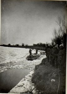 Flussverkehr in Galizien, wahrscheinlich nahe Kowel (BildID 15682441)
