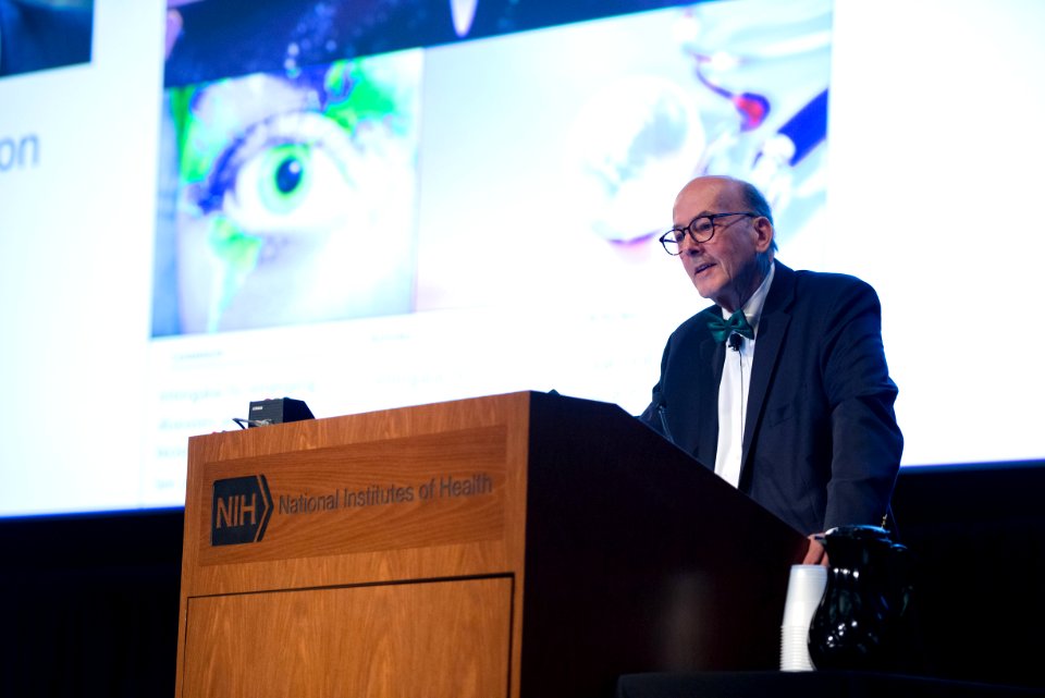 Fogarty-nih-50th-symposium-roger-glass (27626975367)