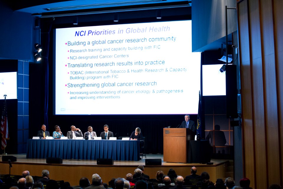 Fogarty-nih-50th-symposium-panel-ncds-full (42644101191)