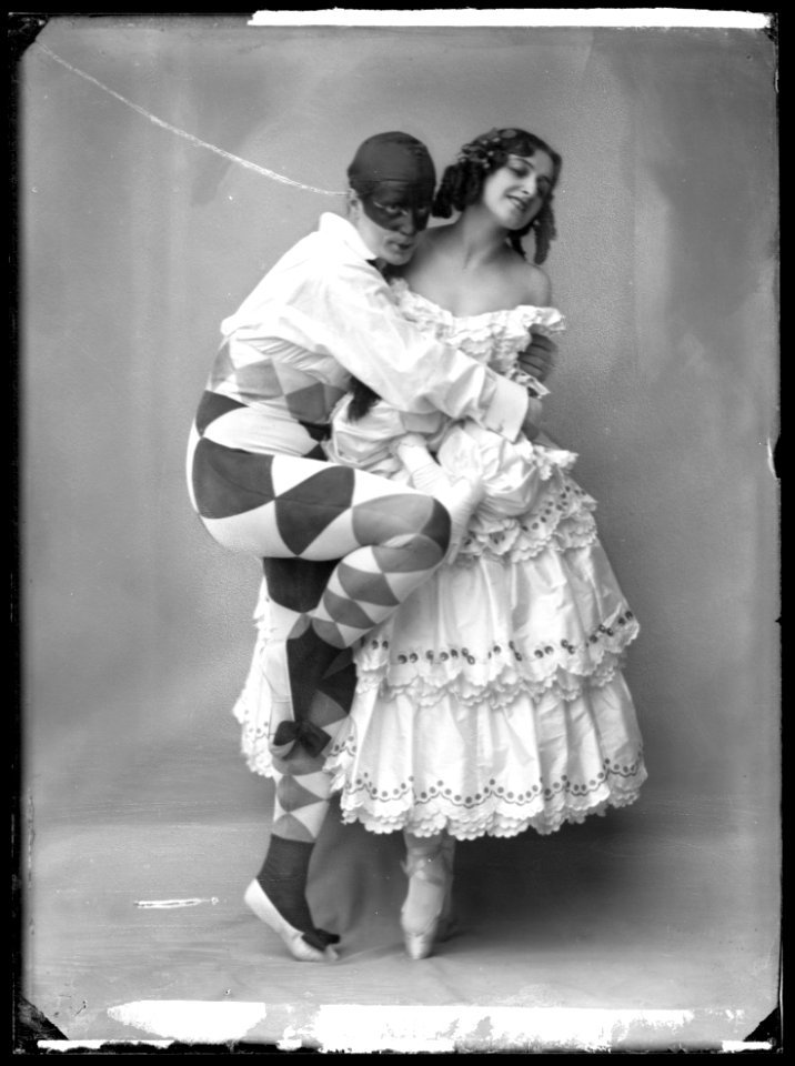 Fokine and Fokina in Karneval at Kungliga Operan 1914 - SMV - NF071