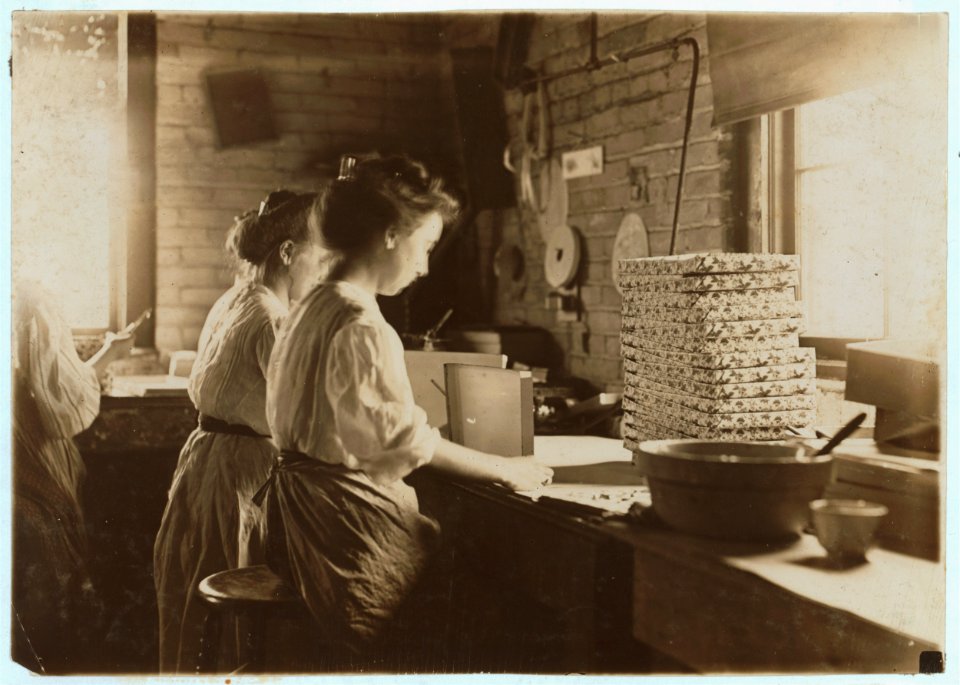 Folding Paper Box Company, South Bend, Ind. About 6 young boys and girls here, but could not get photographs. LOC cph.3b15912