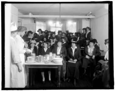 Food Adm. War kitchen, 926 McPherson St., Wash., D.C. LCCN2016824390