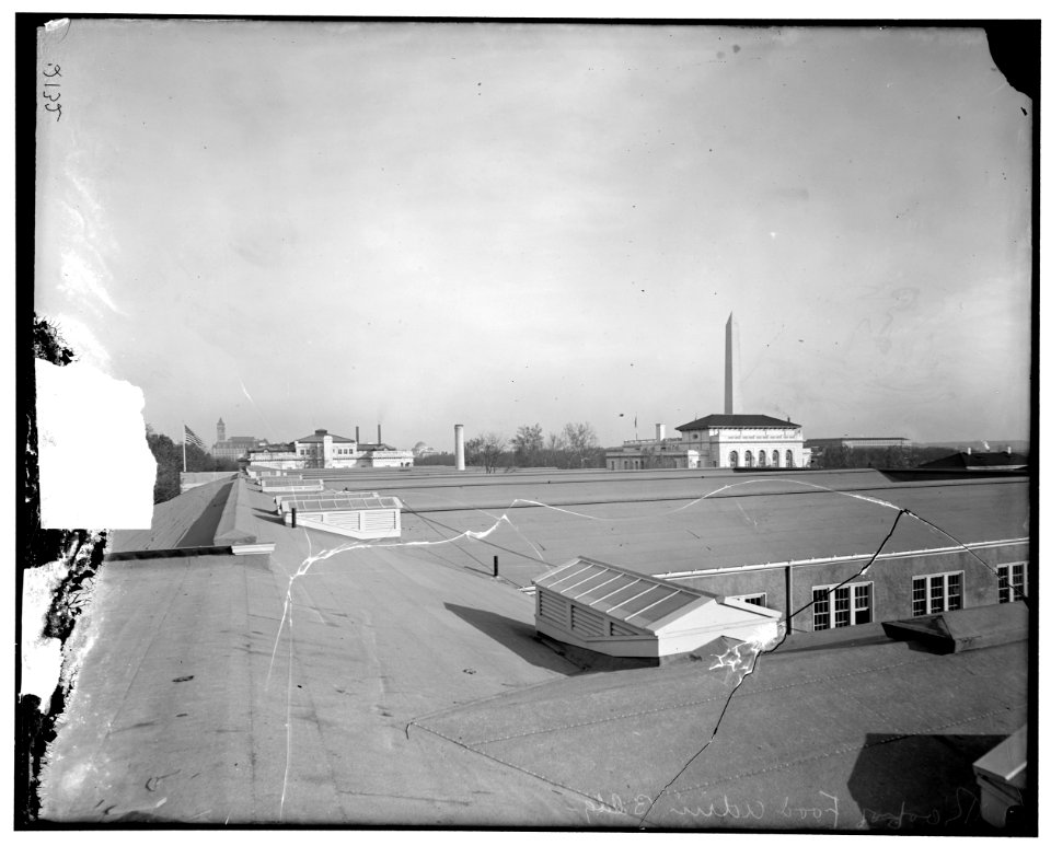 Food Administration bldg. (located at 18th and D Streets, N.E., Washington, D.C.) LOC hec.13744
