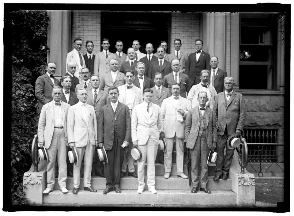 FOOD ADMINISTRATION, U.S. STATE REPRESENTATIVE, HOOVER, CENTER FRONT; WILBUR, LEFT, REAR OF HOOVER LCCN2016868276