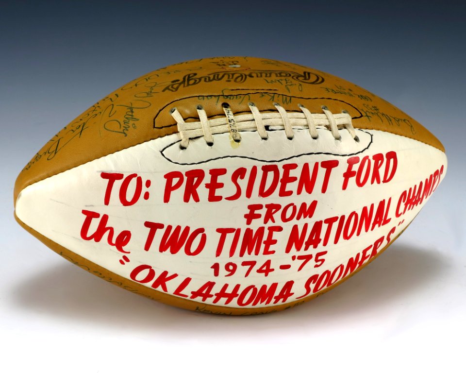 Football signed by 1976 Oklahoma Sooners (1987.574)
