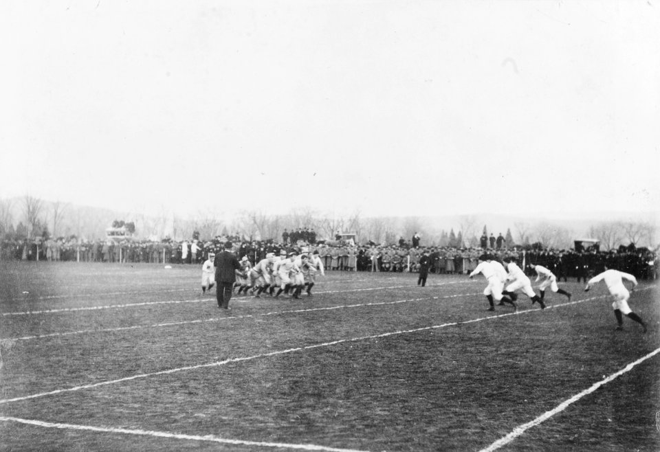Football team, U.S. Naval Academy, Annapolis, Maryland, 1890 - NH 140