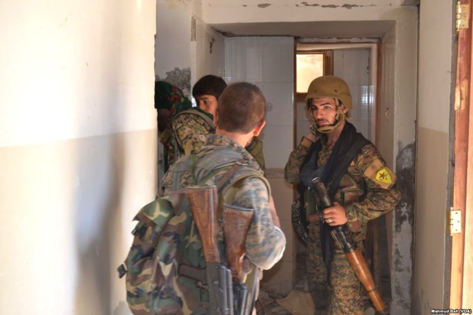 Forces démocratiques syriennes Raqqa 2017 (5)