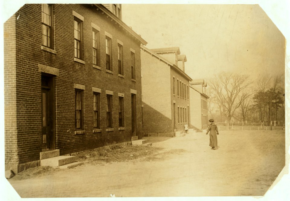 For Child Welfare Exhibit 1912-1913.) Housing conditions, Lonsdale, R.I LOC nclc.02708